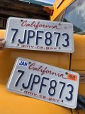 Original USA California License Plate 7JPF873 SET (R310)