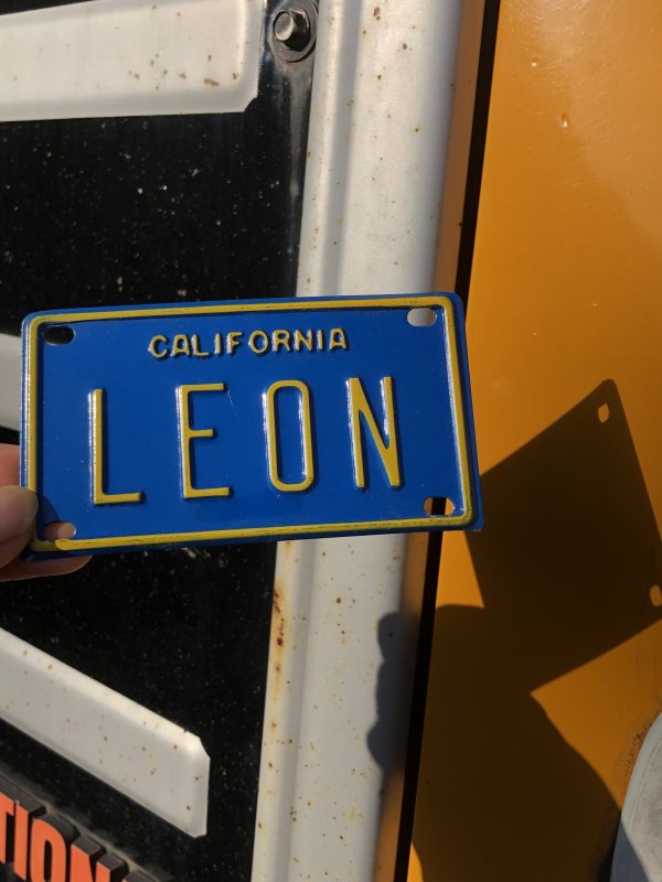 画像1: 70s Vintage California Kids Bicycle Name License Plate / LEON (R336) 