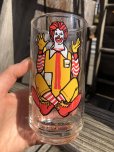 画像4: 70s Vintage Glass McDonaland Collector Series Ronald McDonald (R368) (4)