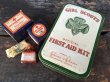 画像1: Vintage Johnson&Johnson GIRL SCOUTS First AID Kit Can (PJ882) (1)