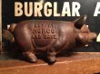 画像1: Vintage Cast Iron Pig Piggy Bank (MA471) (1)