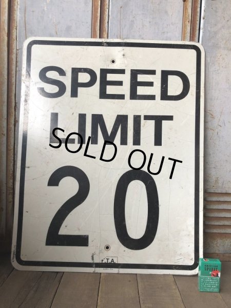 画像1: Vintage Road Sign SPEED LIMIT 20 (B285)  (1)