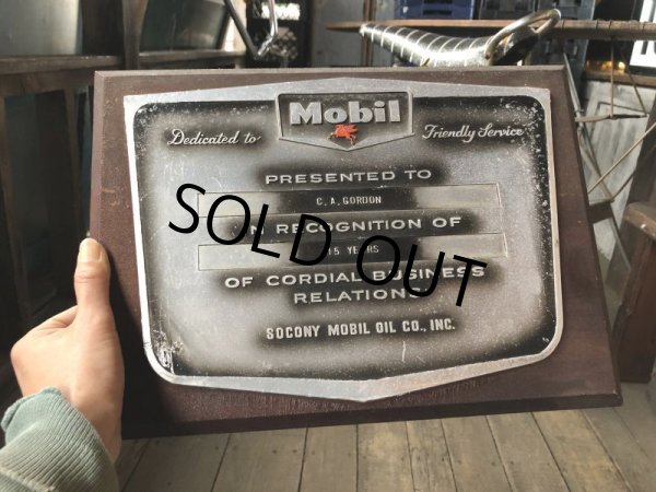 画像1: Vintage Mobil Gas Service Station Sales Award Plaque (B825) (1)