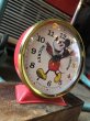 画像4: 70s Vintage Bradley Disney Mickey Mouse Animated Action Alarm Clock (M368) (4)