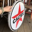 画像2: Vintage CALTEX Round Sign (M698) (2)