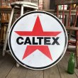 画像1: Vintage CALTEX Round Sign (M698) (1)