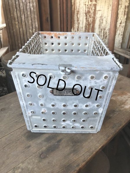 画像1: Vintage Metal Wire Locker Basket w/ Number Plate GB-109 (M856) (1)