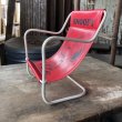 画像2: 70s Vintage Snoopy Sling Lounge Lawn Doll Chair Red (M898) (2)