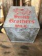 画像7: Vintage Galvanized Metal Dairy Milk Box Smith Brothers (R186)  (7)