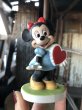 画像1: 70s Vintage Ceramic Figurine Minnie Mouse Heart (R197)  (1)