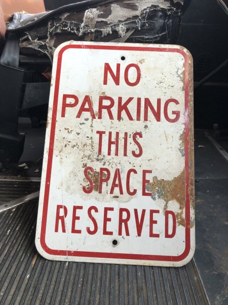 画像1: Vintage Road Street Sign NO PARKING THIS SPACE RESERVED (R268) (1)